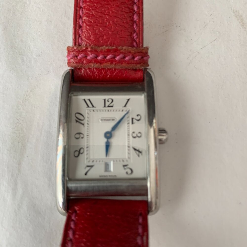 Coach Women's Quartz Analog Strap Watch Red Leather Band  W502B